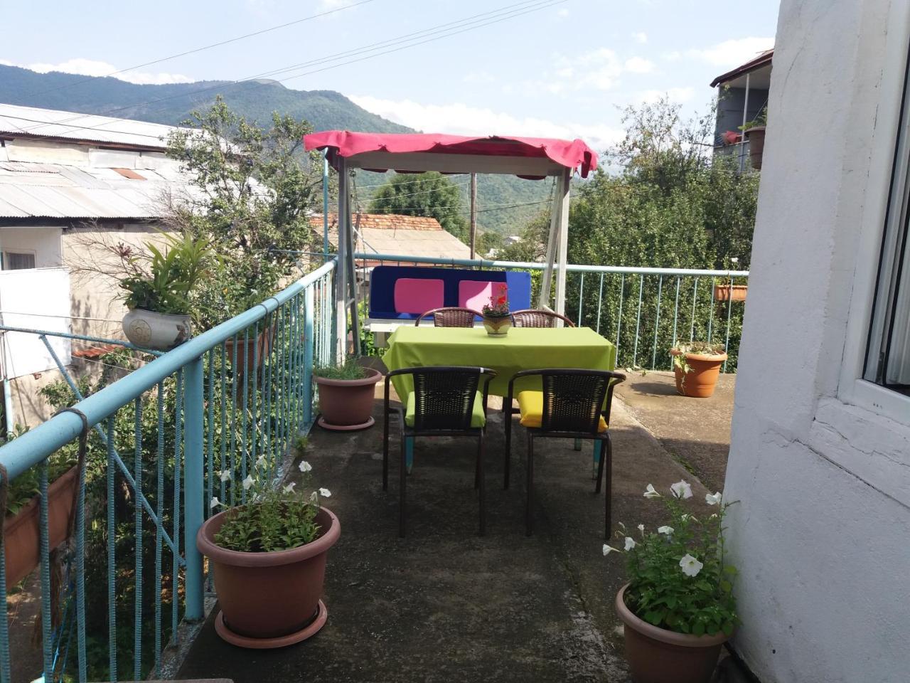 Sweet Home Dilidzjan Buitenkant foto
